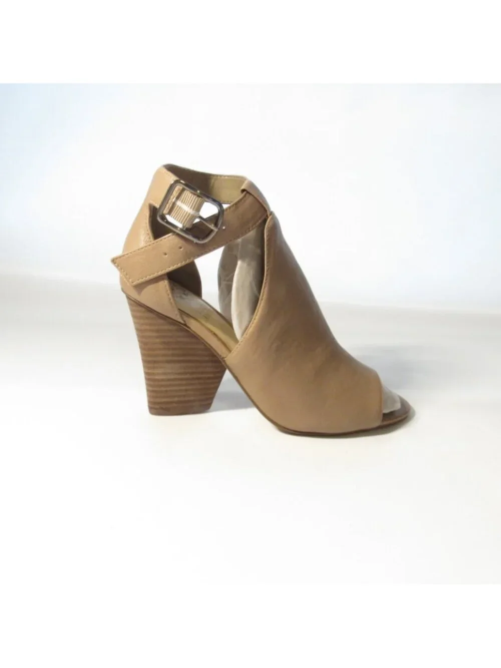 Vince Camuto Leather Peep-Toe Booties Sandals Adaren 6.5 M New in box